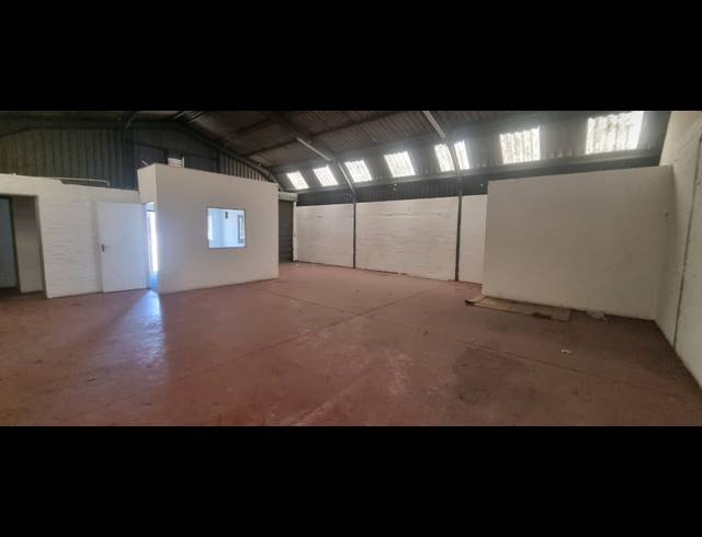 170M² WAREHOUSE TO LET IN AIRPORT INDUSTRIA